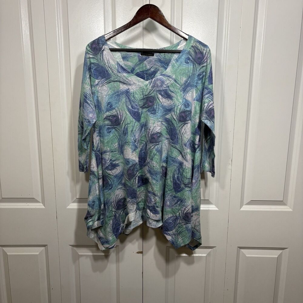 Nally & Millie Tunic Top Women L Peacock Feather Print Asymmetrical Hem Boho